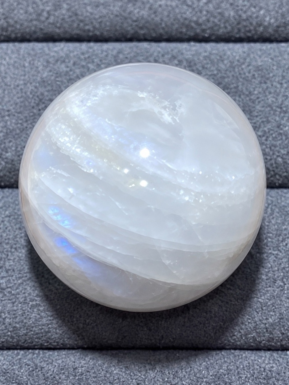 Authentic Moonstone Sphere - Picture 1 of 3